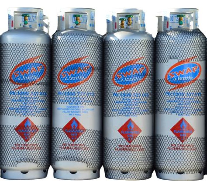Can you swap a blue gas bottle for red?