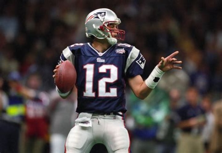 What round Tom Brady drafted?